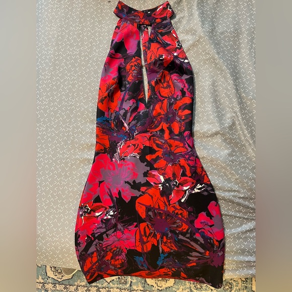 bebe floral bodycon dress Bebe Women's 3D Floral Strappy V Midi Dress